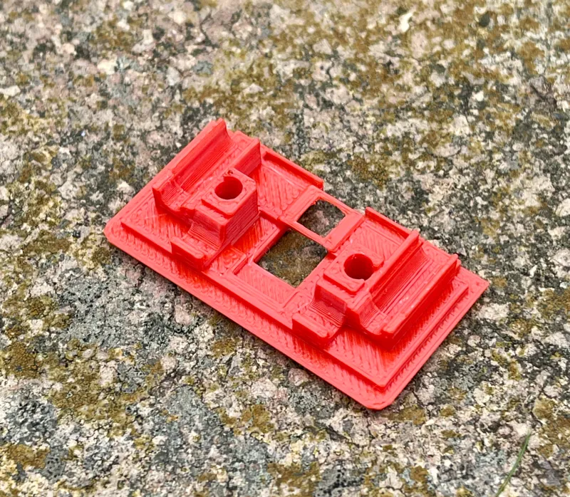 PAG Gold Mount Battery Terminal Cover