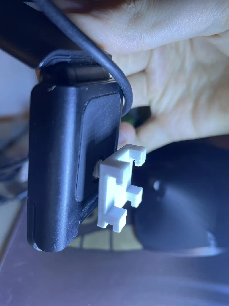 1/4'' camera thread screw with P1P pegboard hooks