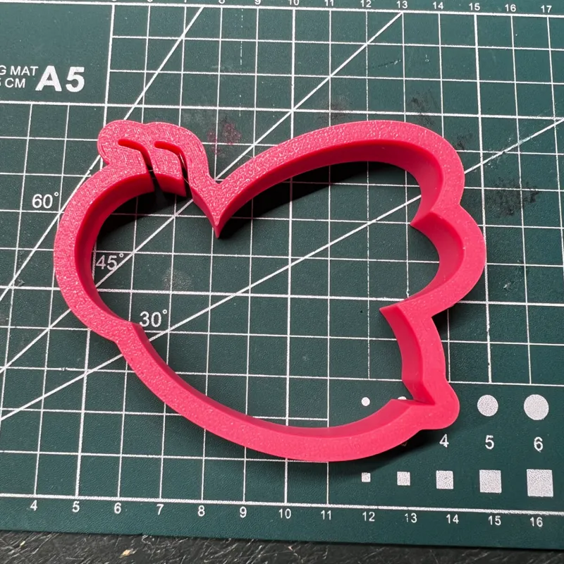 Honeybee cookie cutter