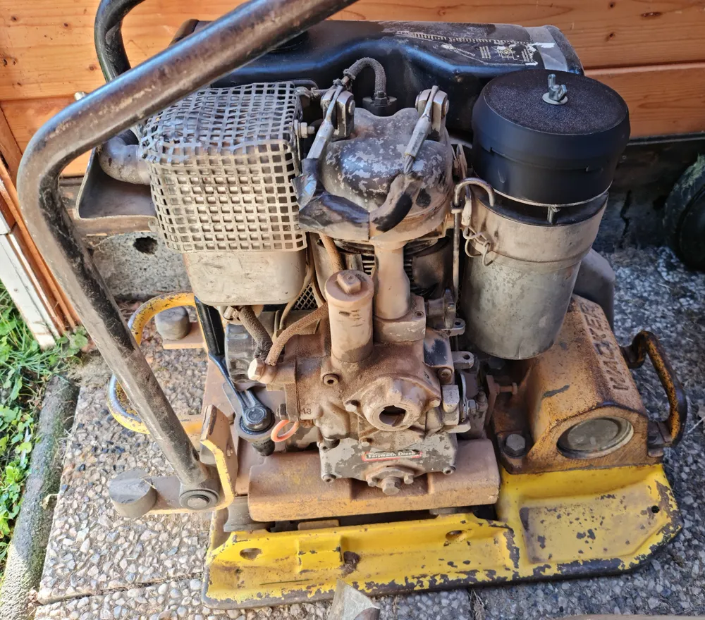 Wacker Ruttelplatte Alt