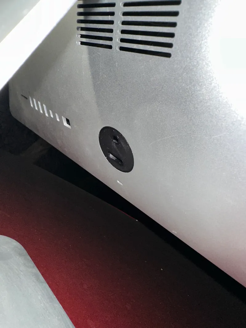 iMac Plug Converter
