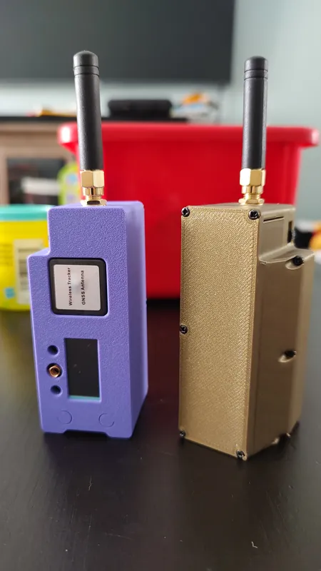 Meshtastic Heltec Tracker LoRa Board - Enclosure with 18650 Battery Support