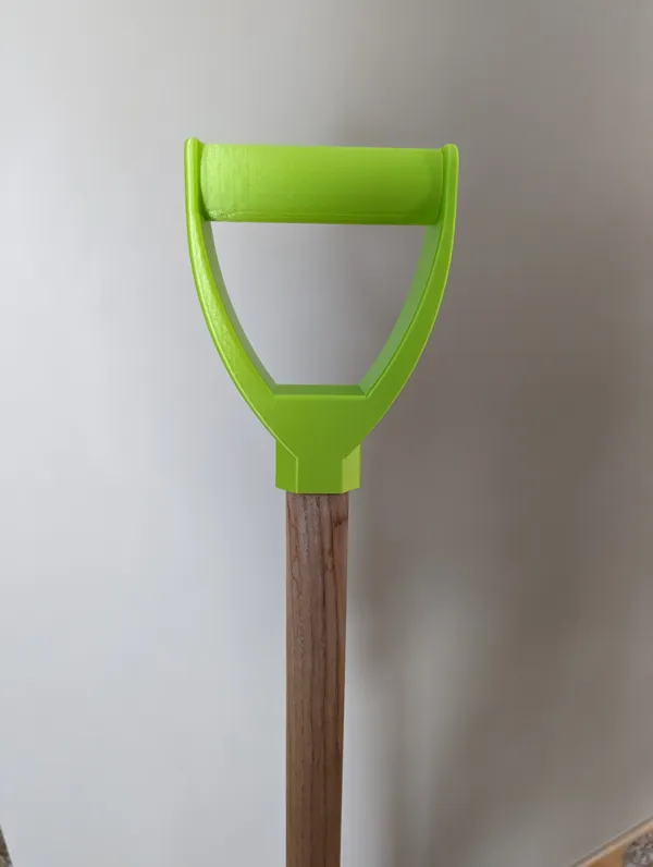 Poignée de pelle à neige