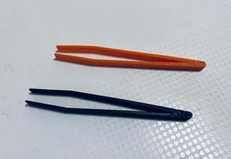 Tweezers