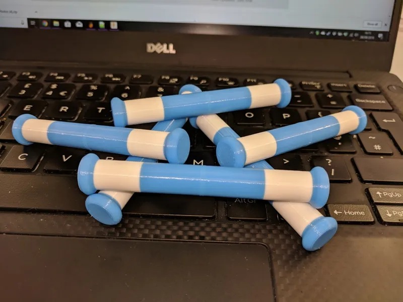 Scroll capsule