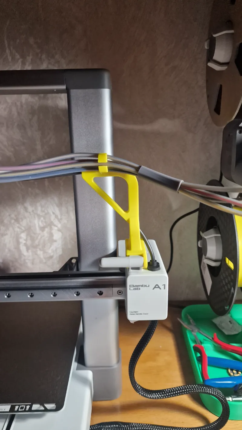 Kabel und Filament Halter