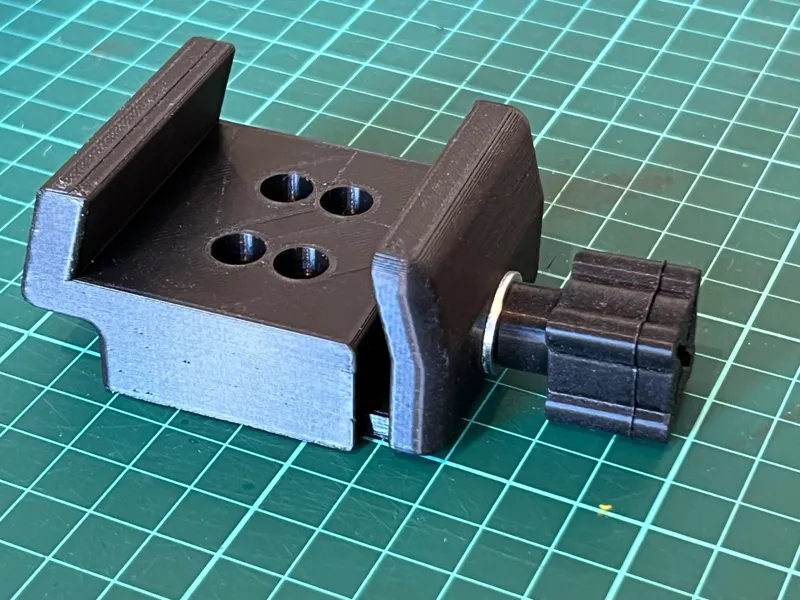 Telescope Vixen dovetail clamp for accessories 