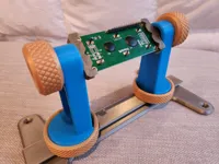 Support de carte électronique ajustable — photo 1