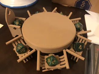 Dice Display-King D20 and the Dice of the Round Table!
