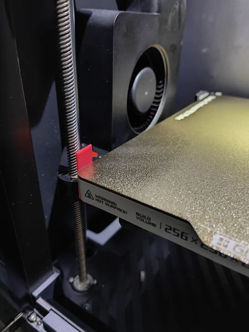 Simple lead screw cover