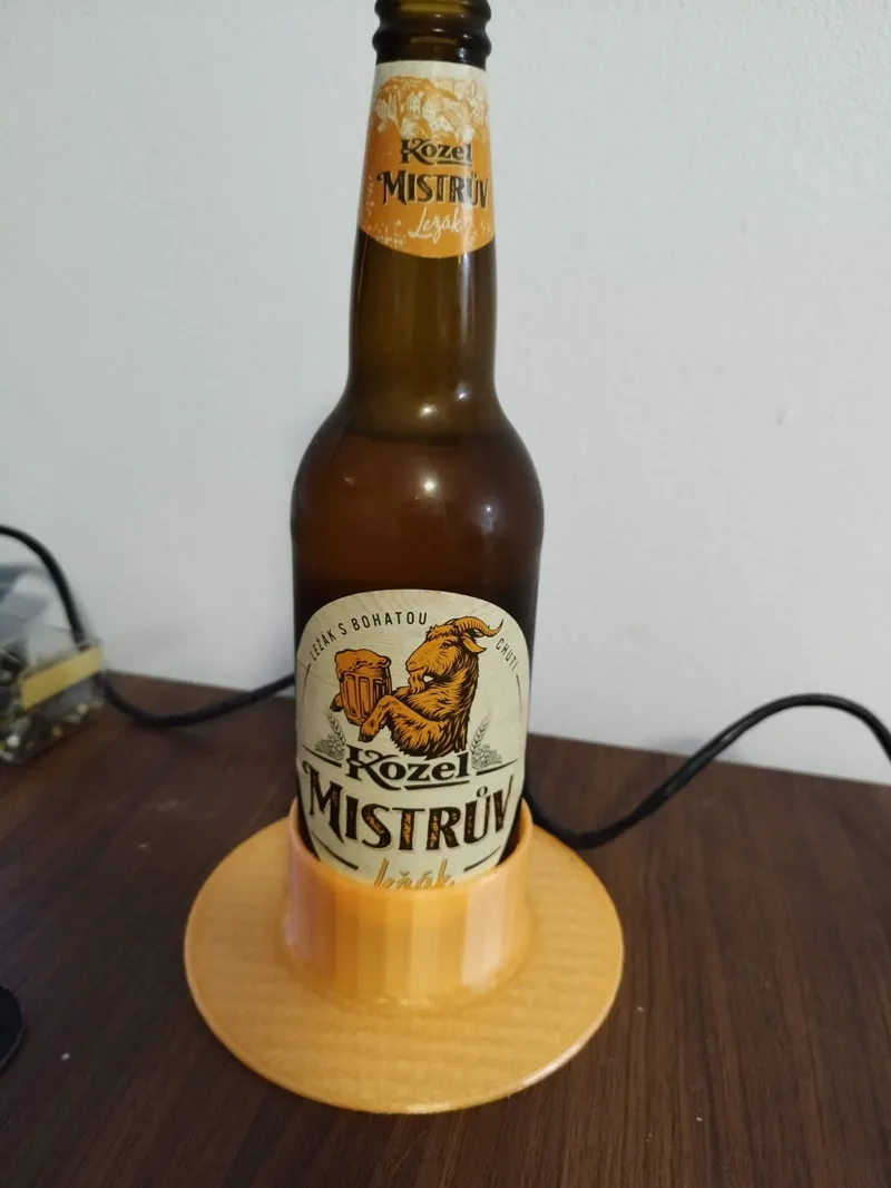Anti-spill beer holder, EU bottle size