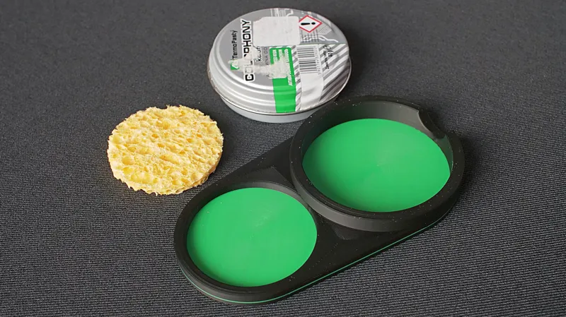 Soldering equipment base