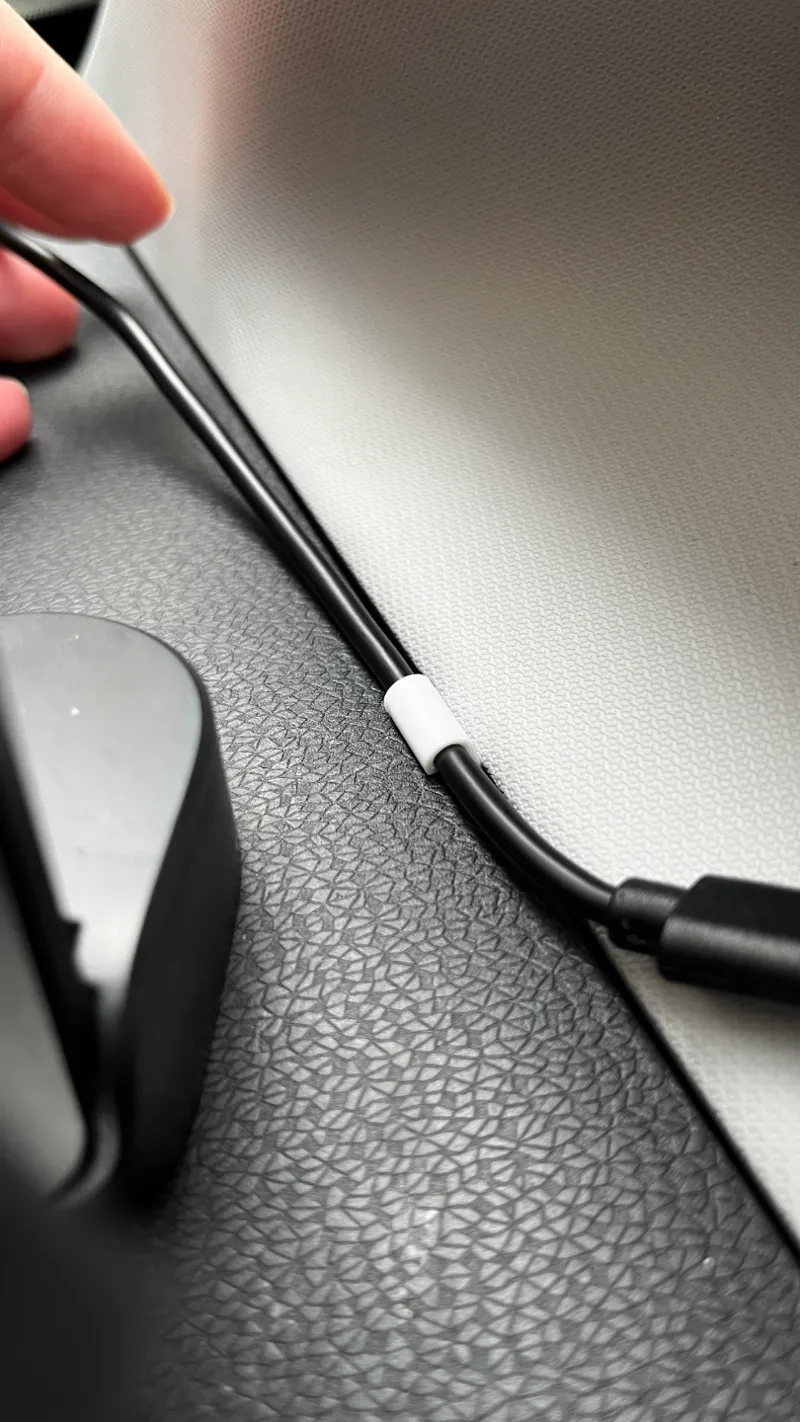 Dashboard Cable Clip for car