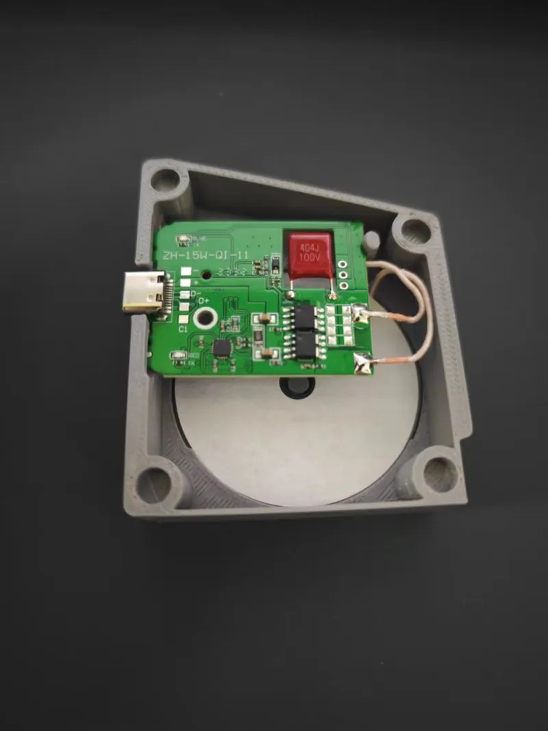 适用于 X1C/P1P 无线空气净化器的 USB-C 发射器盒