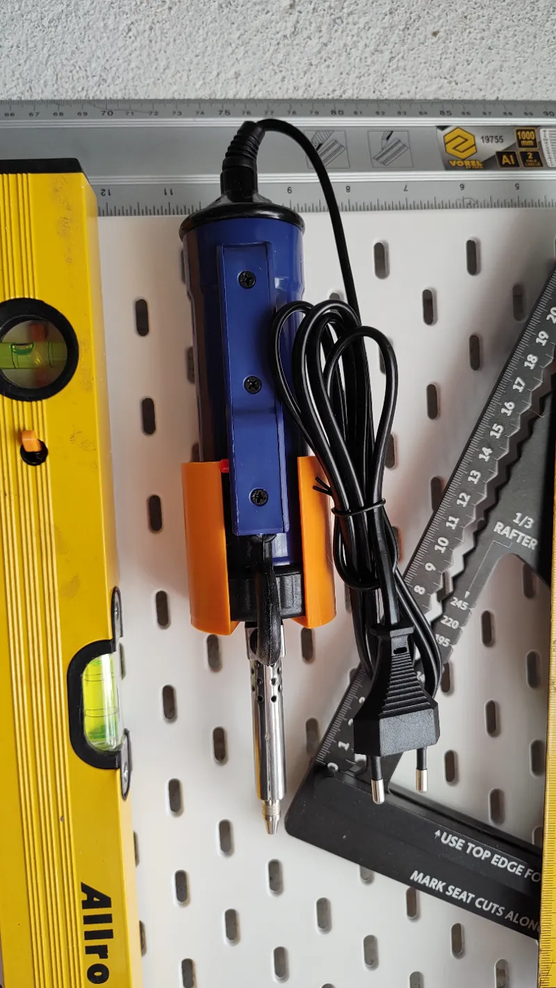 Tin extractor holder for Ikea skadis 