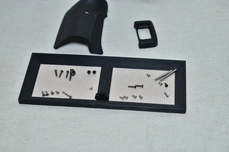 Adhesive screw tray (50 mm wide duct tape used)