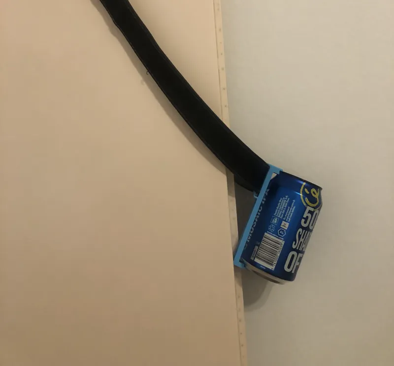 Belt beer can holder
