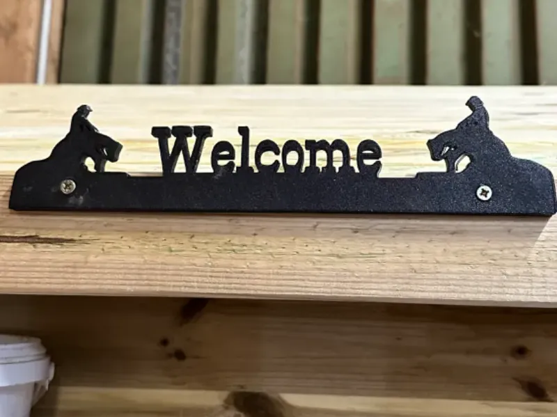 Welcome Sign Rainer Horse Sliding Stop 