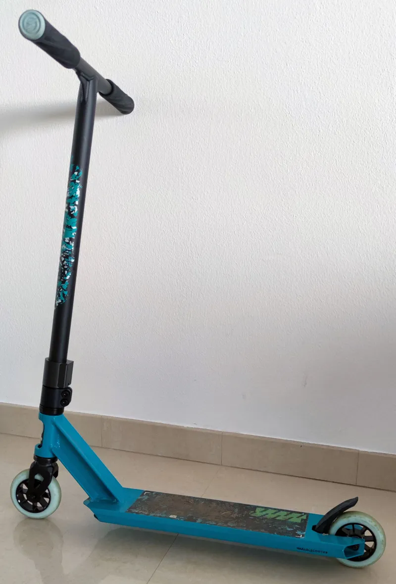 Kick Scooter AirTag Mount