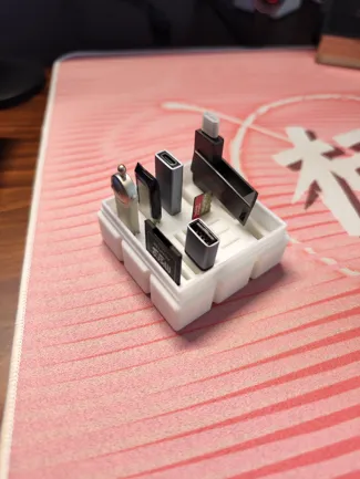 U盘收纳盒魔方Usb flash drive storage box Rubik's cube