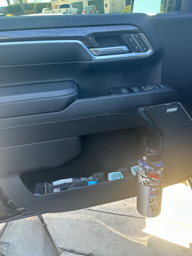 Hydroflask cupholder for shopping cart or car