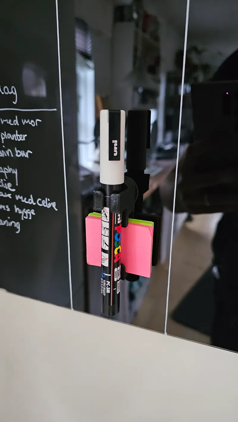 Fridge / Whiteboard Magnet Pen / note Holder