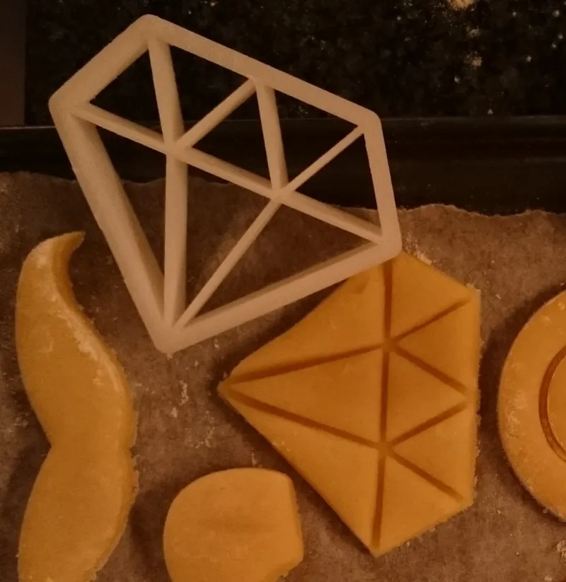 diamond cookie cutter