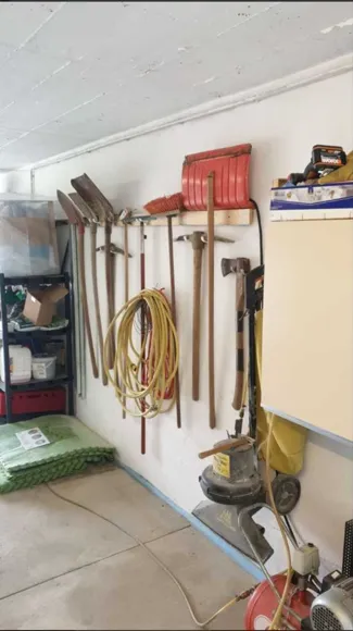 GARAGE Holder Clip