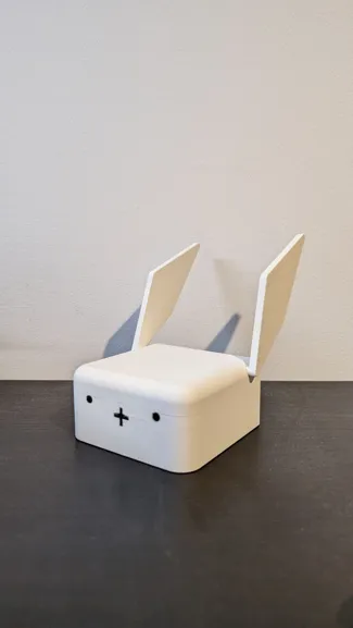 Rabbit R1 companion