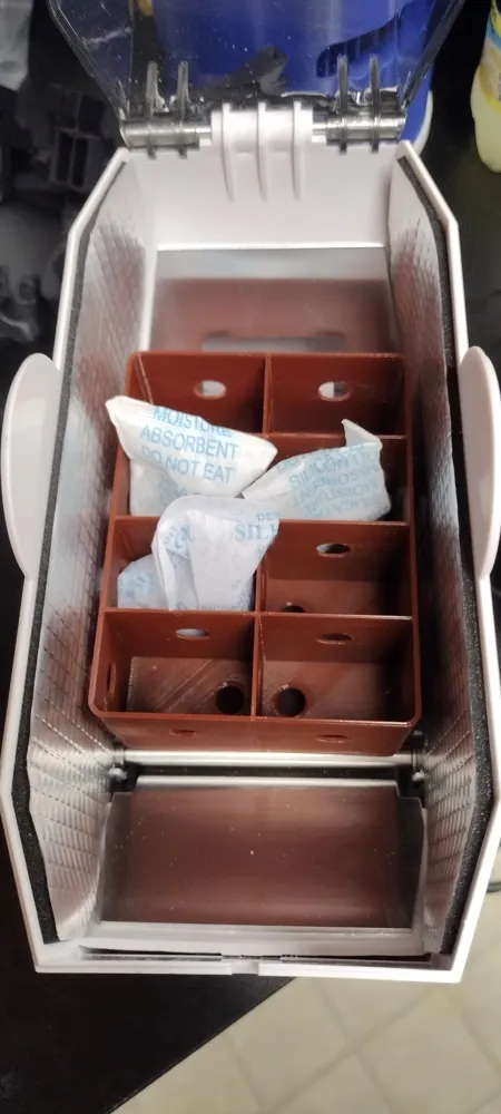 eSUN eBOX Desiccant holder for recharging desiccant packets by