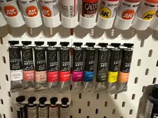 Skadis paint tube holder