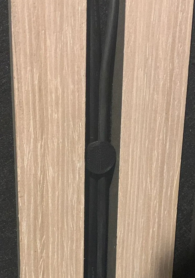 Acoustic panel cable holder without drilling
