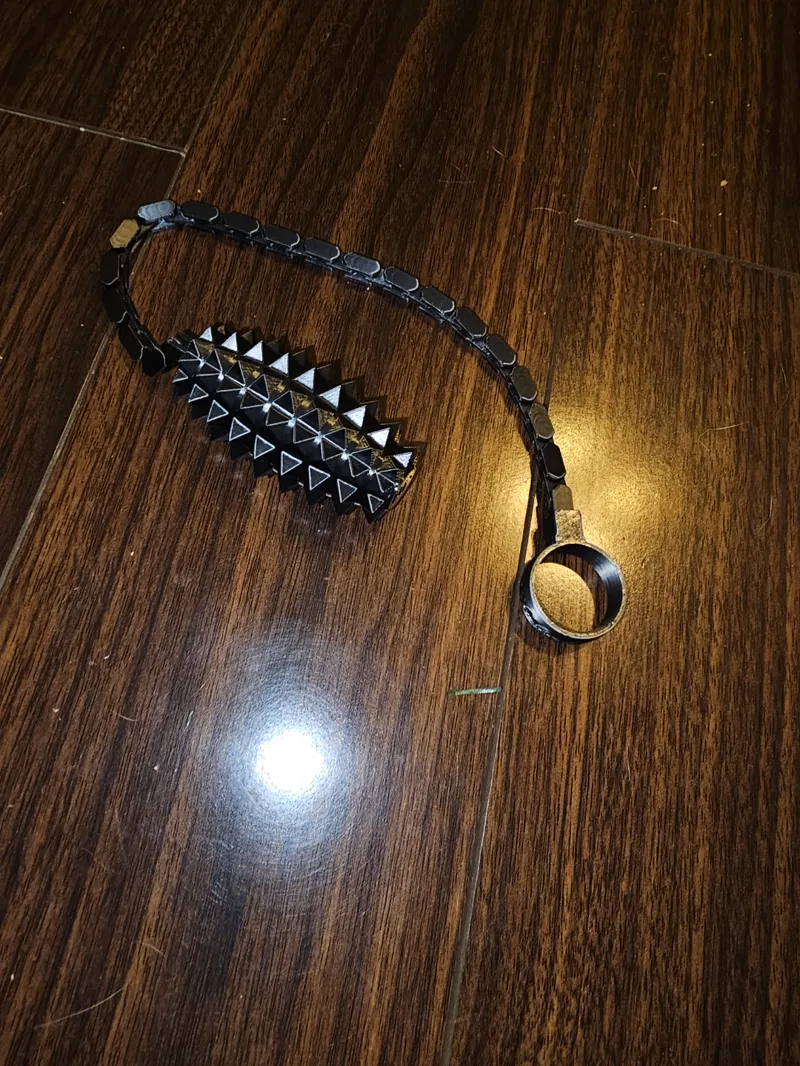 "One Ring" fidget mace