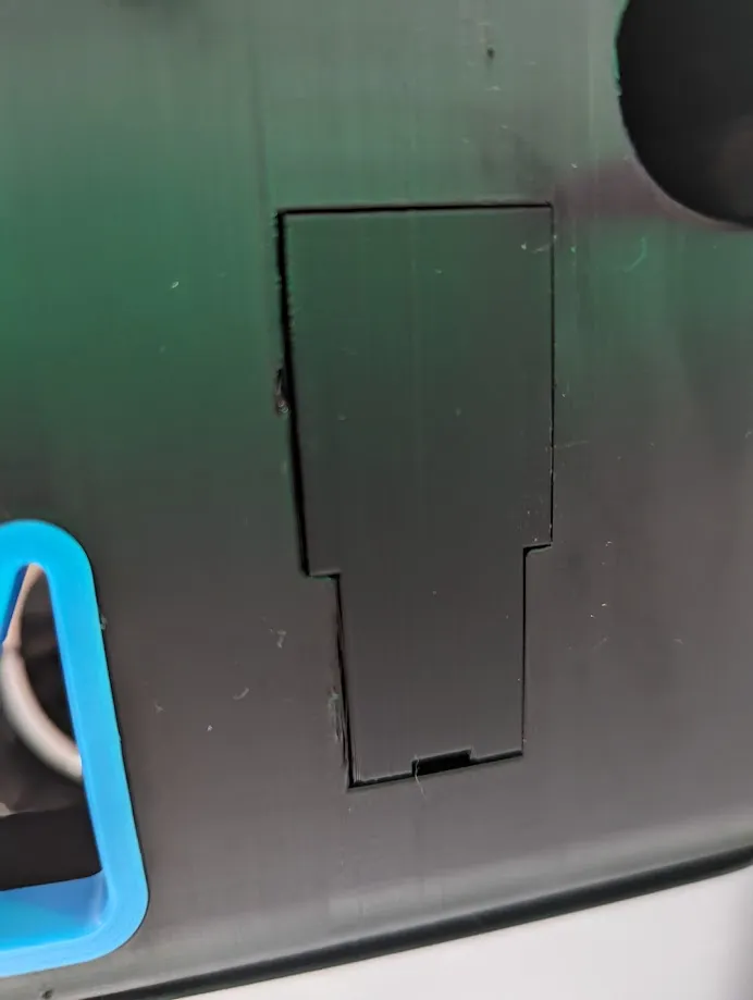 Cut-Out Cover for AMS Riser V2 by maCyo42