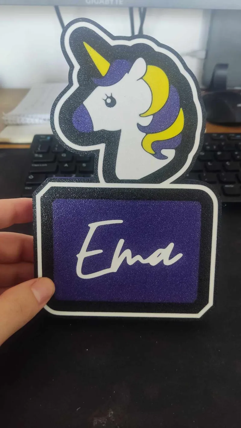 Ema Unicorn Lightbox