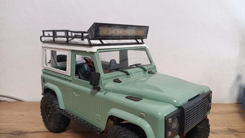 MN D90 roof light