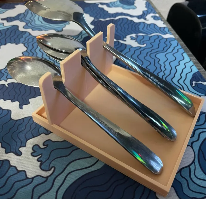 Spoons and forks holder