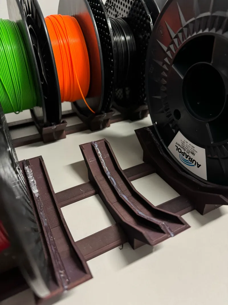 Filament holder