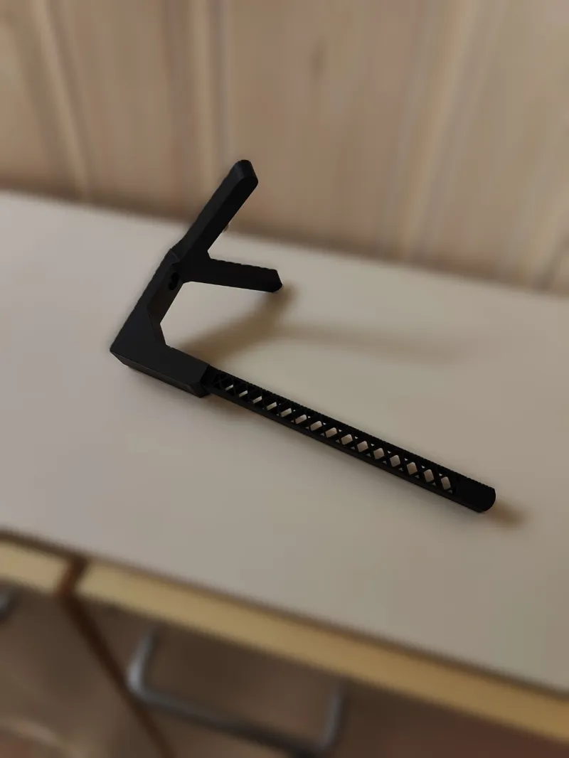 Floating Hat Rack Design