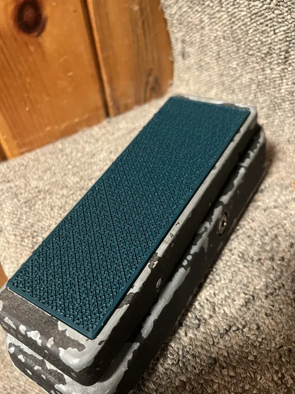 Crybaby Wah Topper
