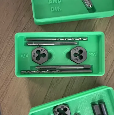 Gridfinity Irwin Tap and Die Holder by user_470693008 MakerWorld