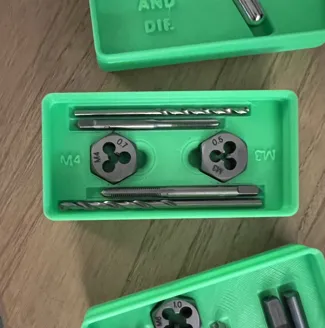 Gridfinity M3 & M4 Irwin Tap and Die Holder