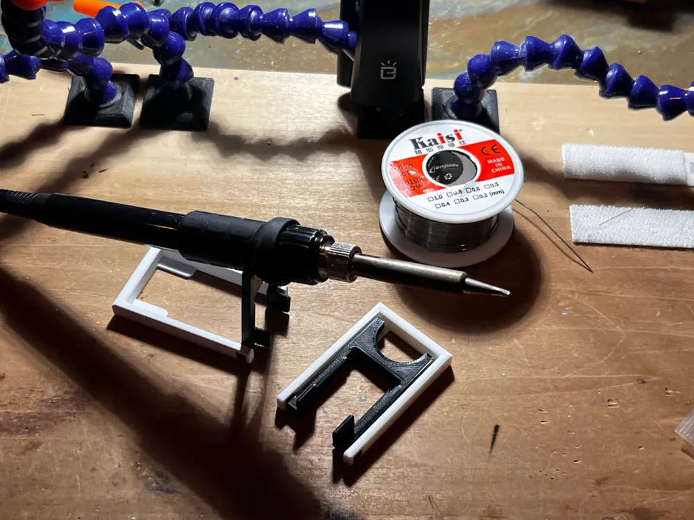 Soldering Iron Stand (collapsible) by Lipoma MakerWorld