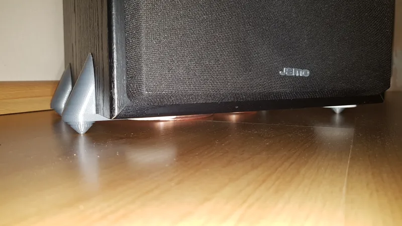 Nožička na reproduktor ( speaker foot )