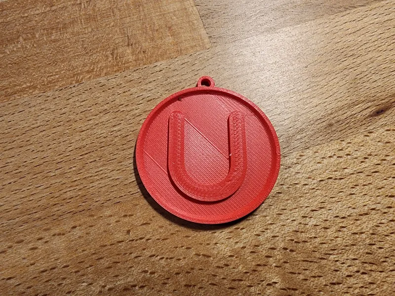 'U' Alphabet Round Keychain