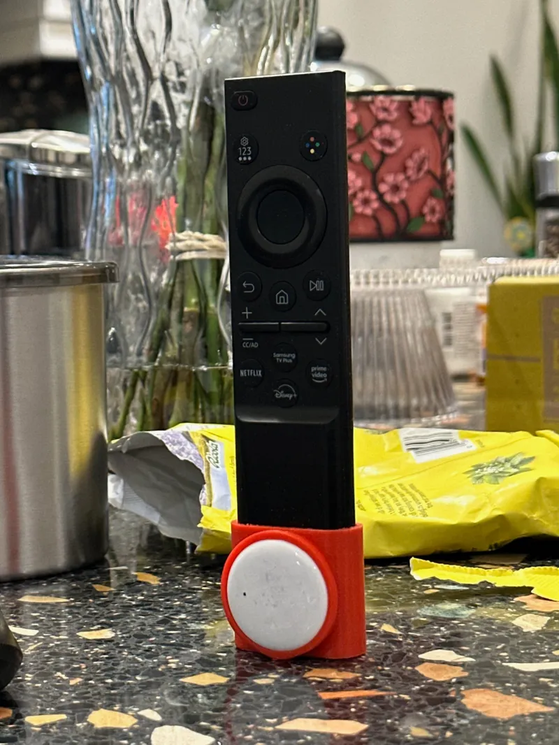 Samsung Remote Airtag Holder