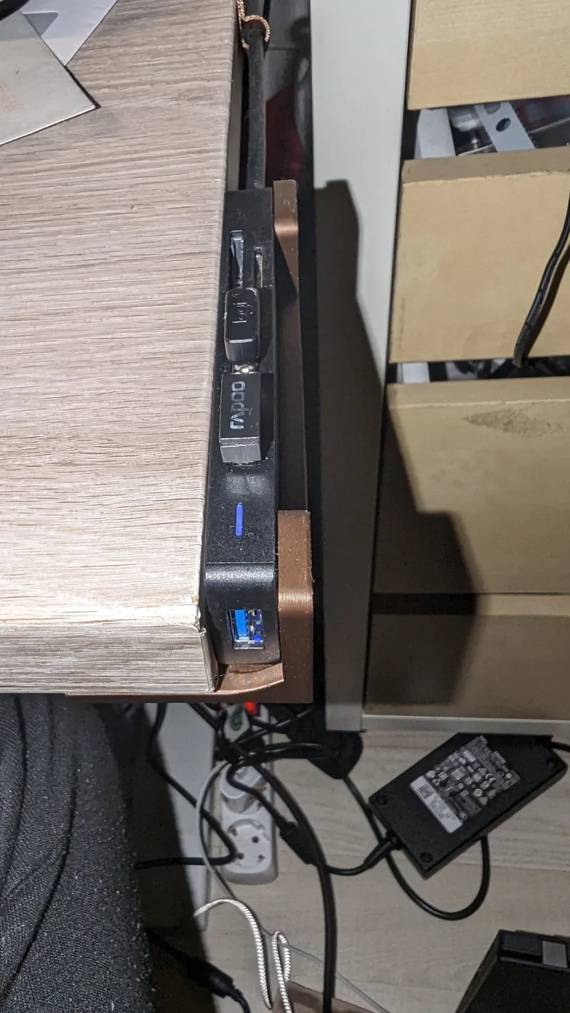 TSUBY USB HUB
