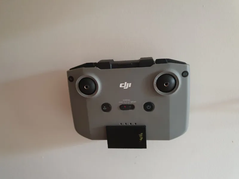 RC-N1 DJI drne controller wall mount