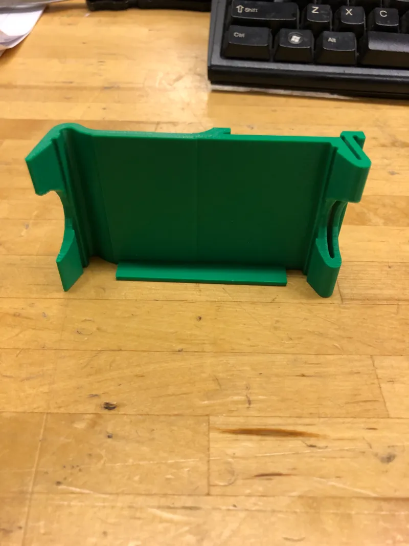 Din rail clip