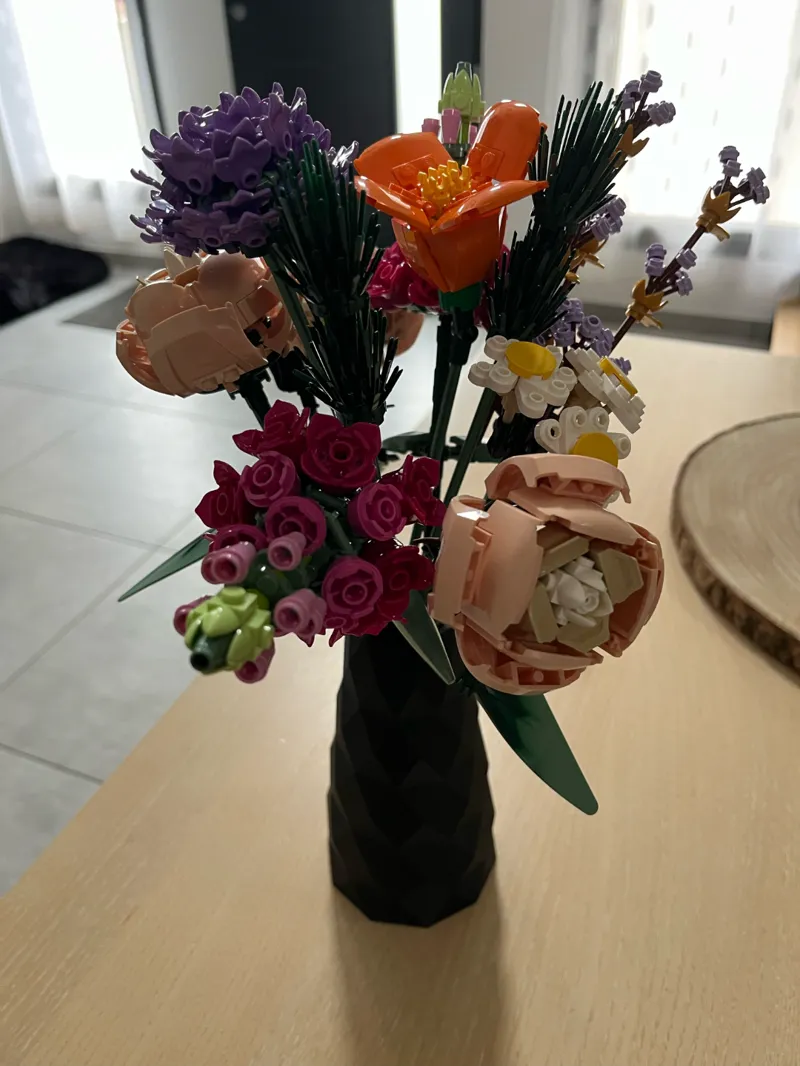 vase fleur brique
